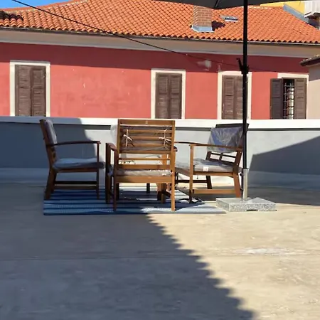 Apartament Old Town-novigrad 20 M From The Sea