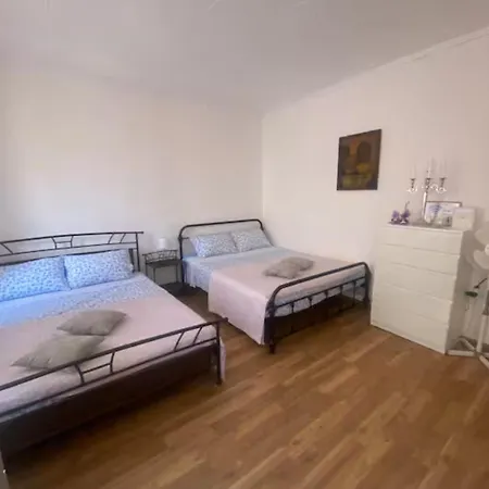 Apartament Old Town-novigrad 20 M From The Sea *