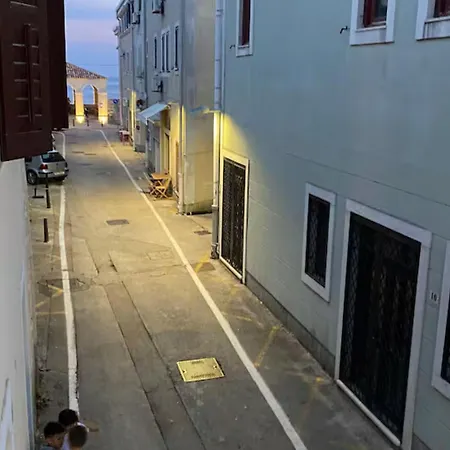 Διαμέρισμα Old Town-novigrad 20 M From The Sea *