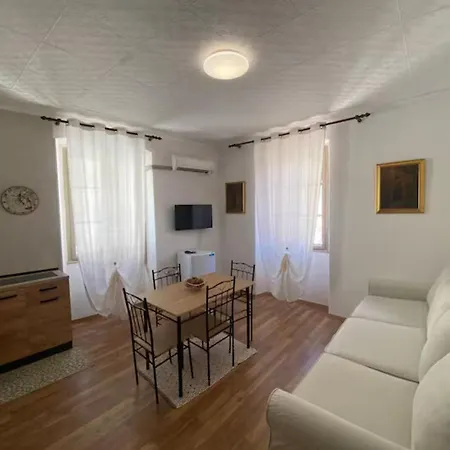 Old Town-novigrad 20 M From The Sea Apartament
